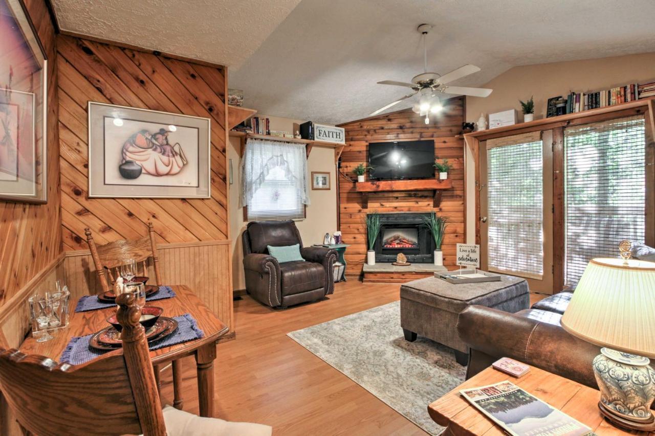 Gatlinburg Home With Hot Tub About 4 Mi To Town! Exterior photo